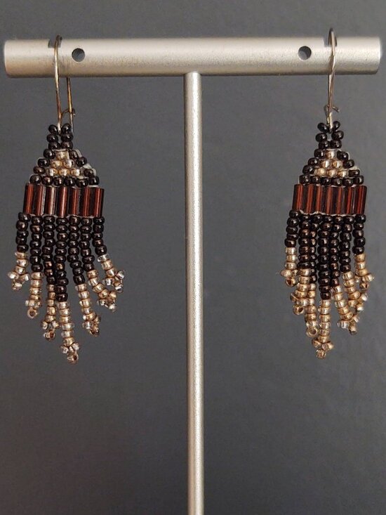 Jewelry - Shades of brown seed and bugle bead earrings